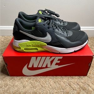 Nike Air Max Excee Men's Sneaker Shoe Limited Edition Athletic Grey CD4165-016